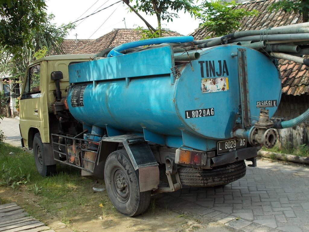 sedot wc pati